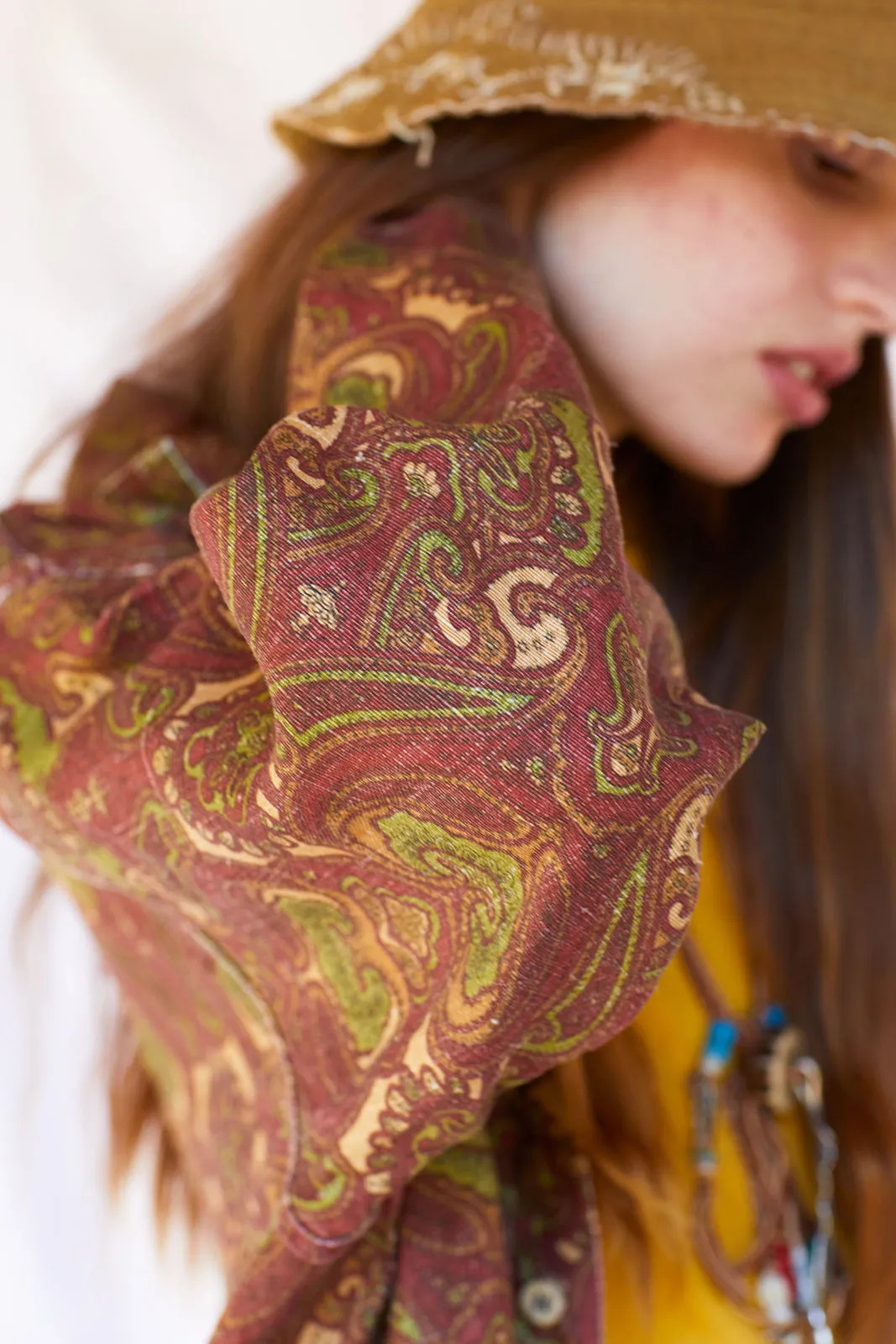 Peace Paisley Linen  in Burgundy