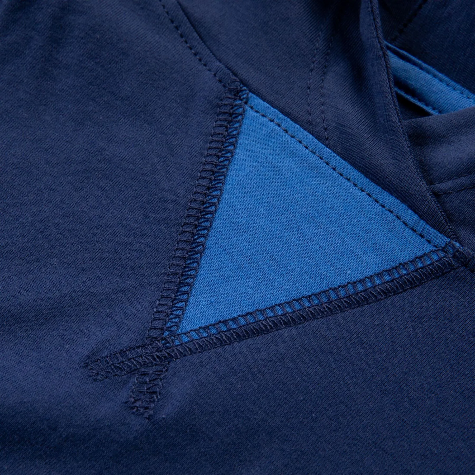 Willie Hoodie Regal - 2024